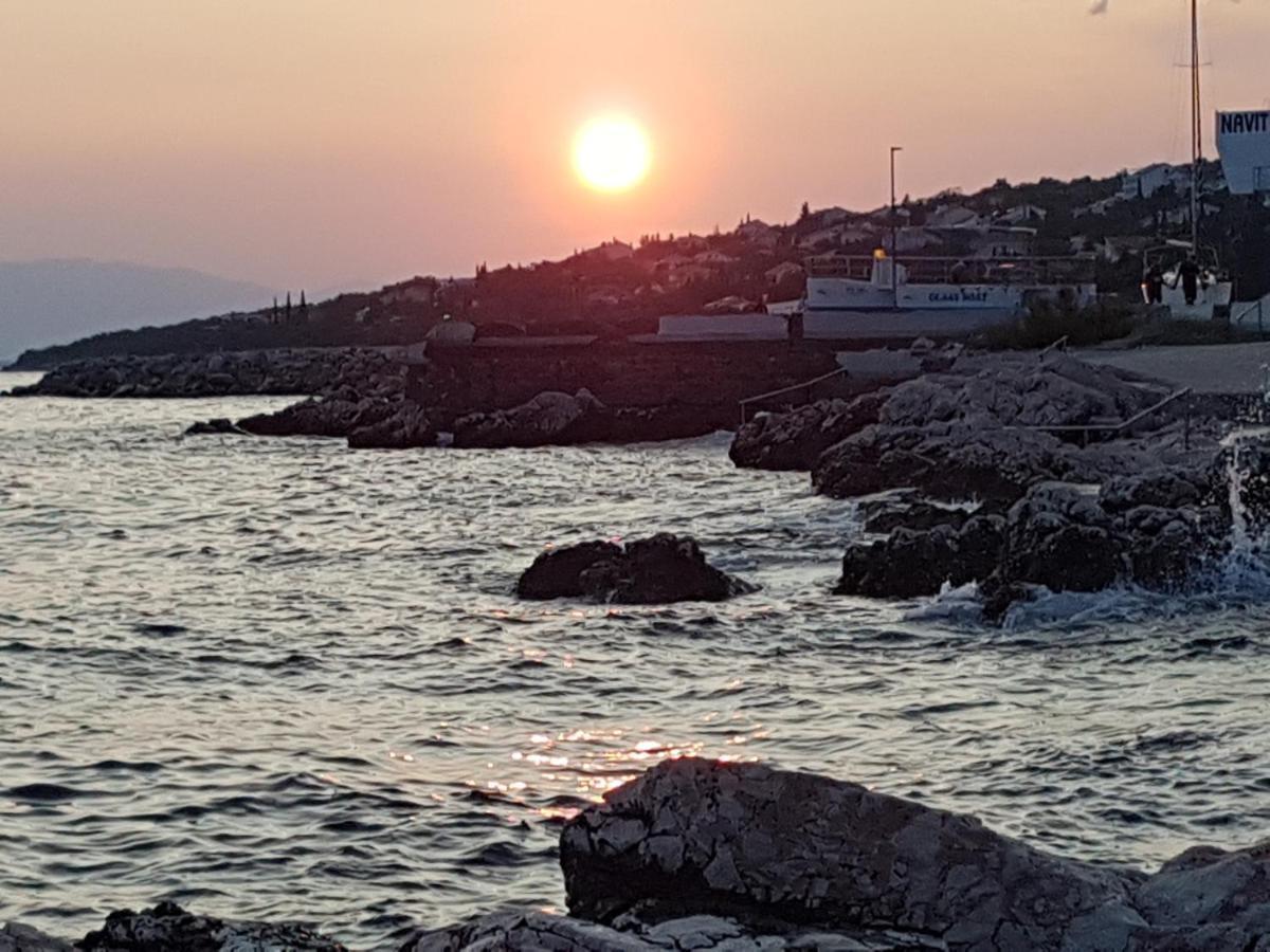 Apartma Irena Novi Vinodolski Kültér fotó